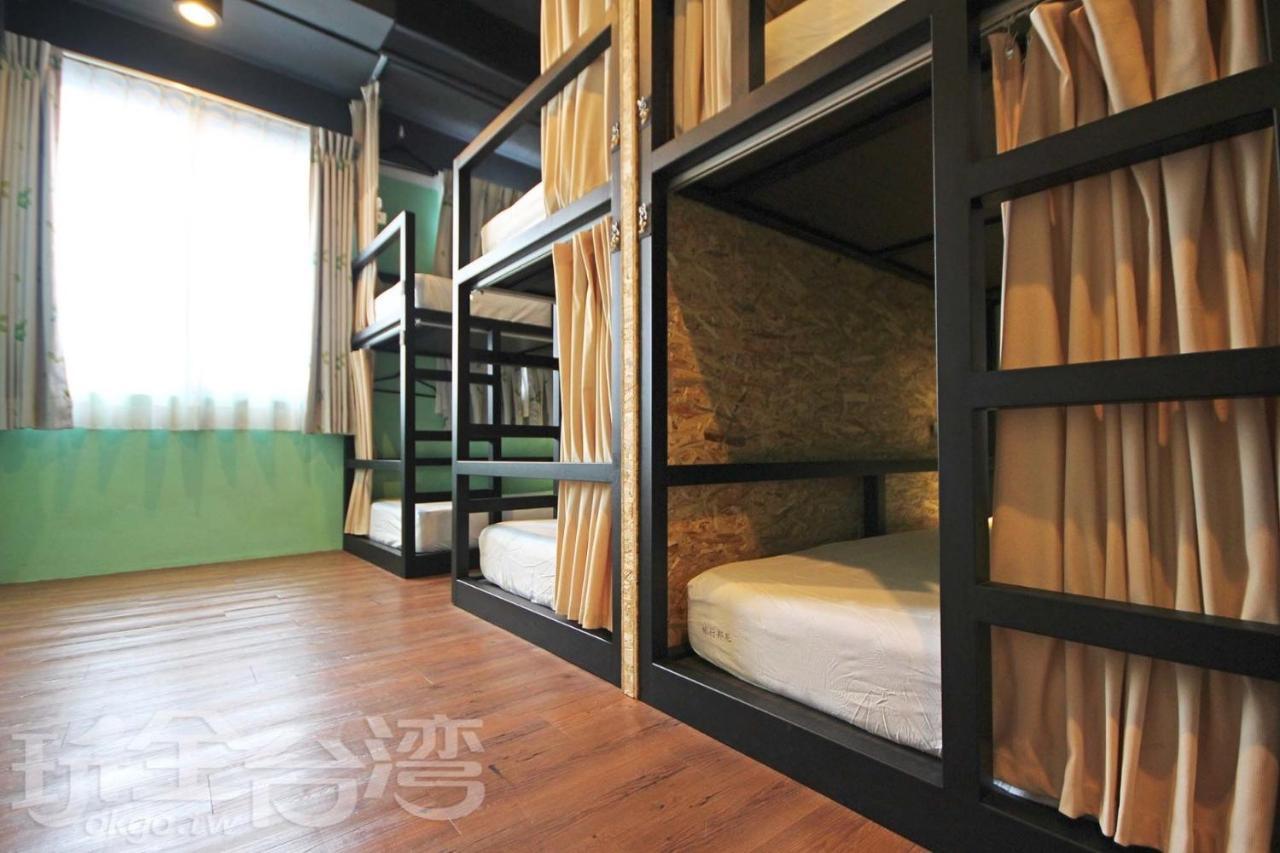 Tourist Bunny Hostel Tamsui Exterior photo